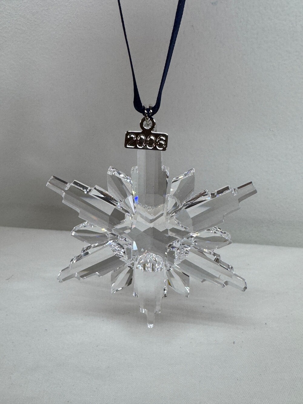 Swarovski 2006 Annual Snowflake / Star Christmas Ornament 0837613